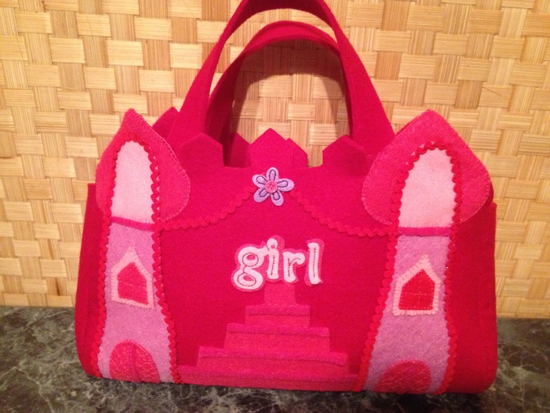 Вот и сшилась)