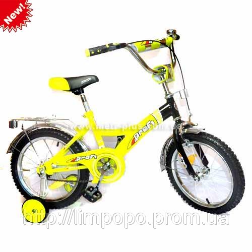 Готовь сани летом, а велосипед зимой. посоветуйте транспорт для малыша 3х лет.