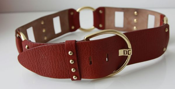 Женские ремни Dolce& Gabbana, Zara. Москва, почта.