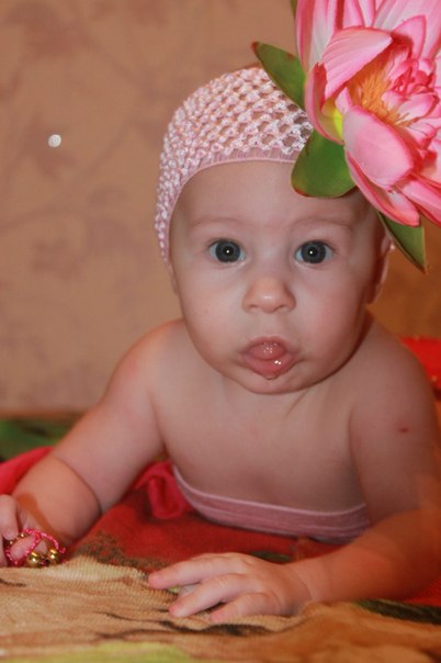 Ну чья же,чья же доча???Между родственниками идет батл))