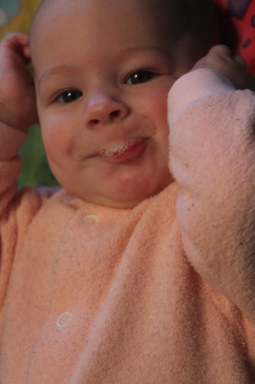 Моей сладкой булочке 4 месяца!!!