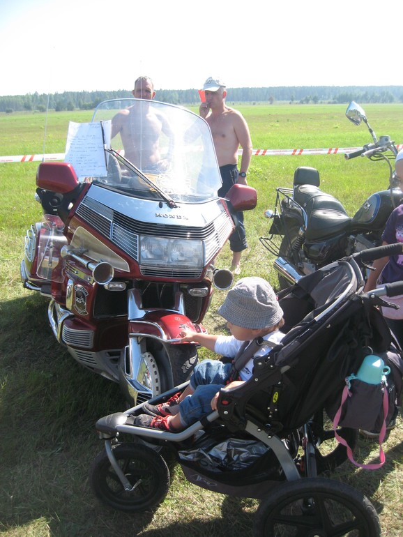 Наш Bob Revolution SE лето..осень ..ждем зиму ))