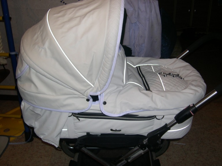 Продам коляску 2 в 1 Emmaljunga Edge Duo Combi