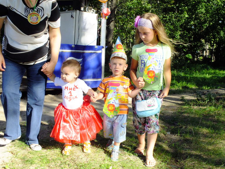 Алисику годик 12.08.2013