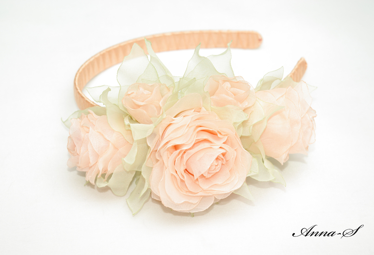 Ободочек " Персиковые розы "