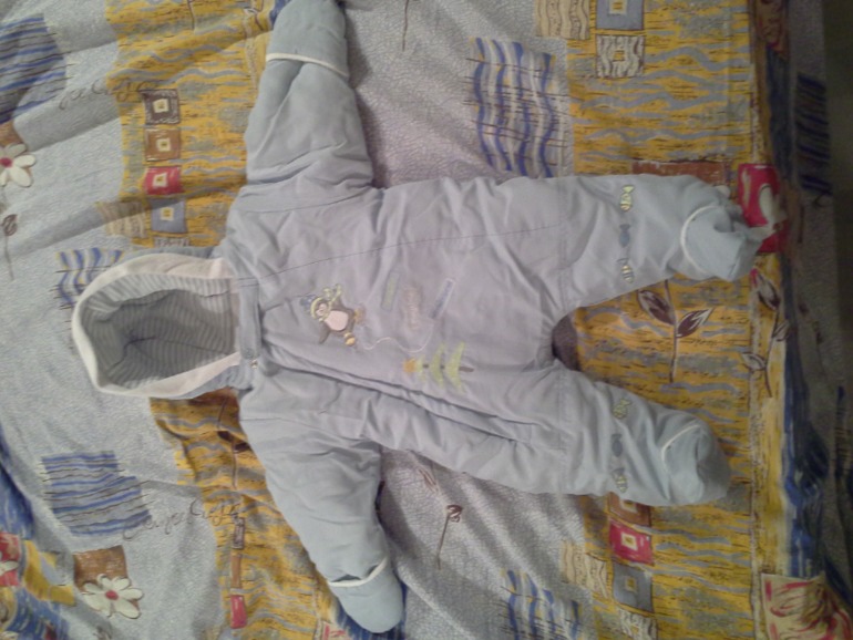 Комбенизон голубой 0-4мес осень/весна 500р