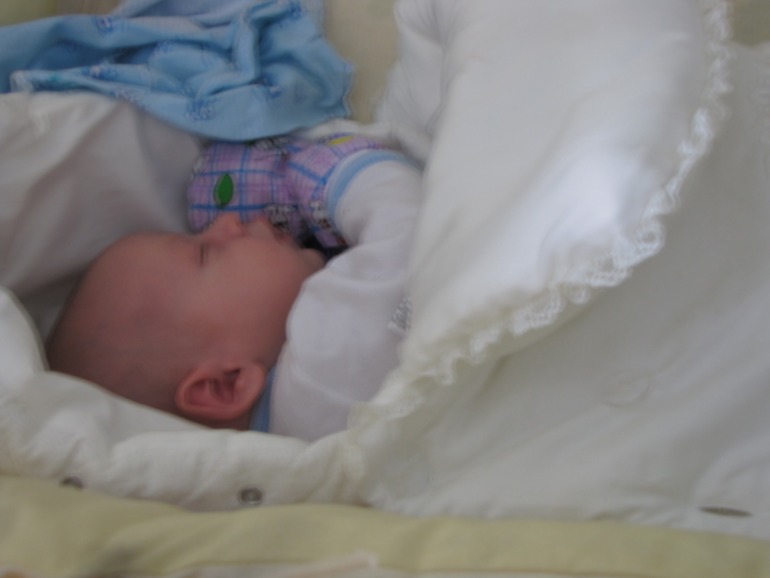 нам 2,5 месяца