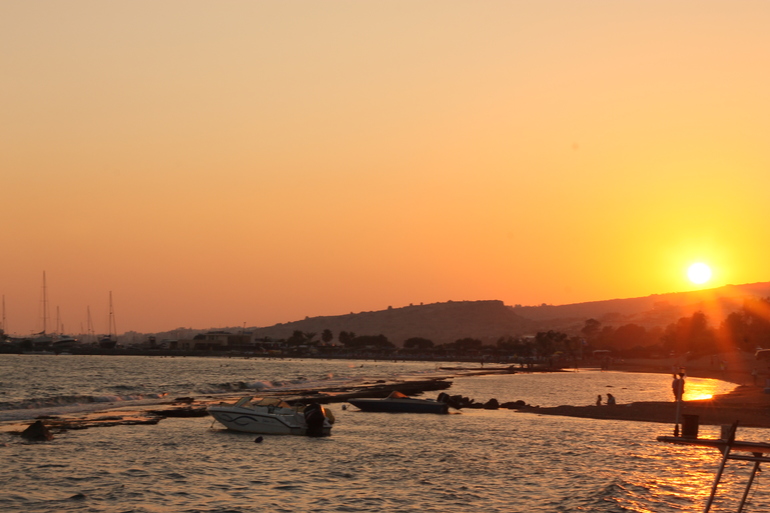 Сдаю 2-комнатные апартаменты в Лимассоле, Кипр