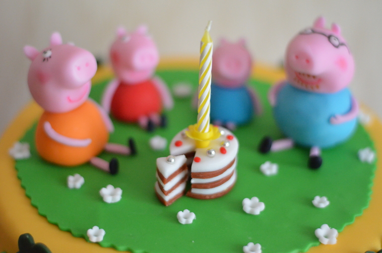 Свинка Пеппа и ее дружное семейство!