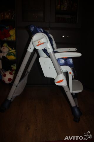 Детский стульчик для кормления Chicco