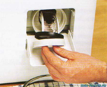 Как открыть фильтр стиральной машинки