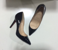 Туфли новые Louboutin 36 размер
