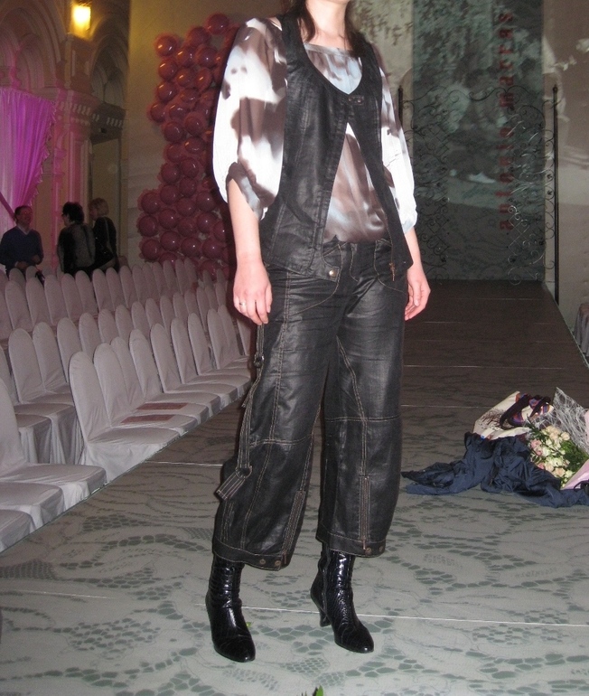 Костюм тройка Lauren Vidal р.44-46