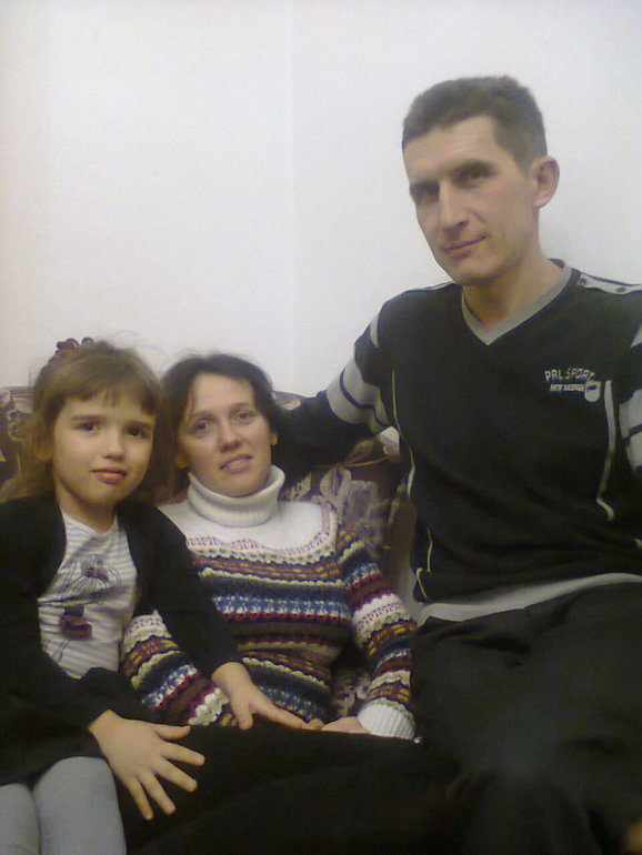Понакомися?