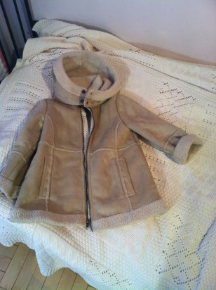 Продаю дубленку из искусственного меха