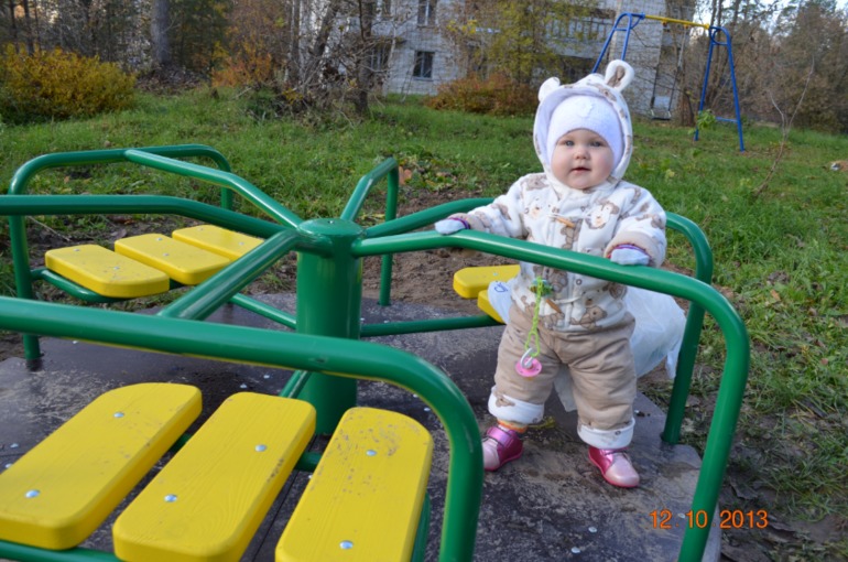 НАМ 9 МЕСЯЦЕВ!!!!