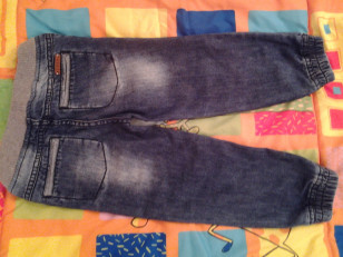 Тонкие джинсы