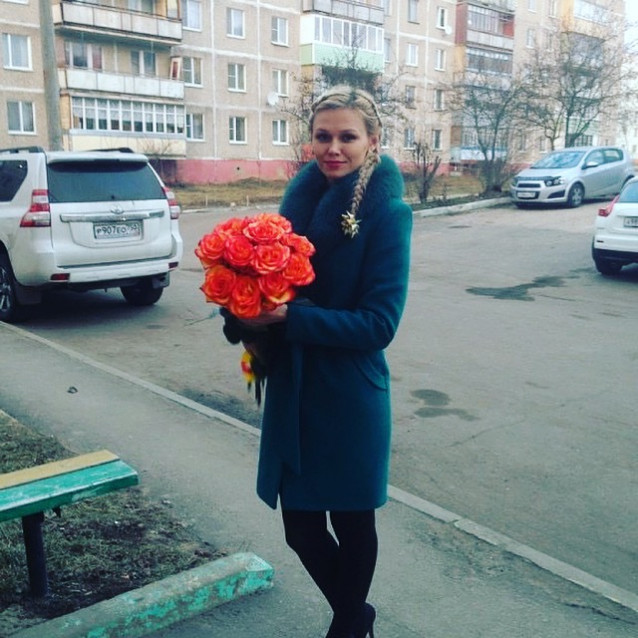 Продам пальто 42-44