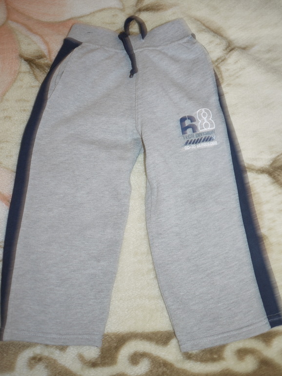 Продам брючки (92-98)