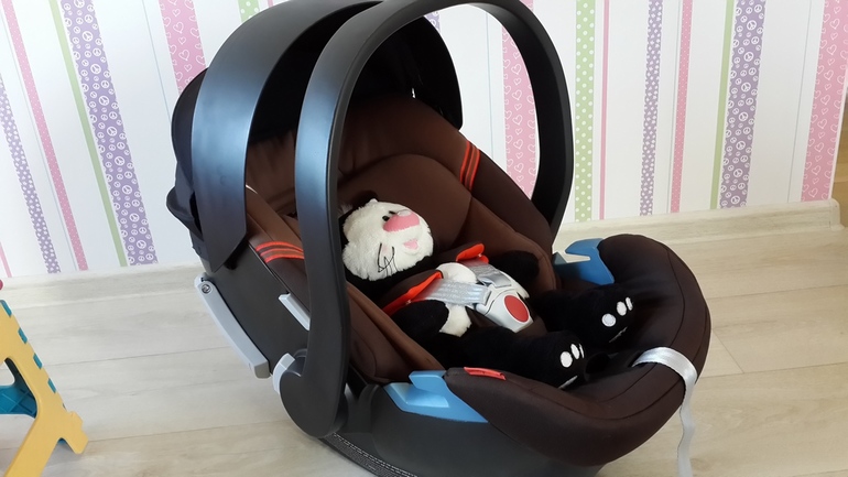 Автокресло Cybex Aton 3s + база Cybex Aton base 2-fix