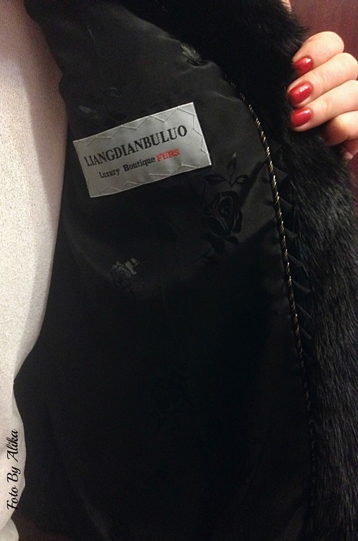 Норковые жилетки!!МОДЕЛЬ2013 г !! р46-48 ПРОДАМ!