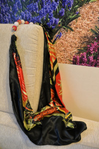 Шейный длинный платок с украшением