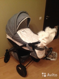 Продам коляску Tutis Zippy classic белая кожа 2в1