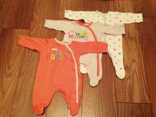 Комбинезоны Mothercare с рождения до 1-2 месяцев