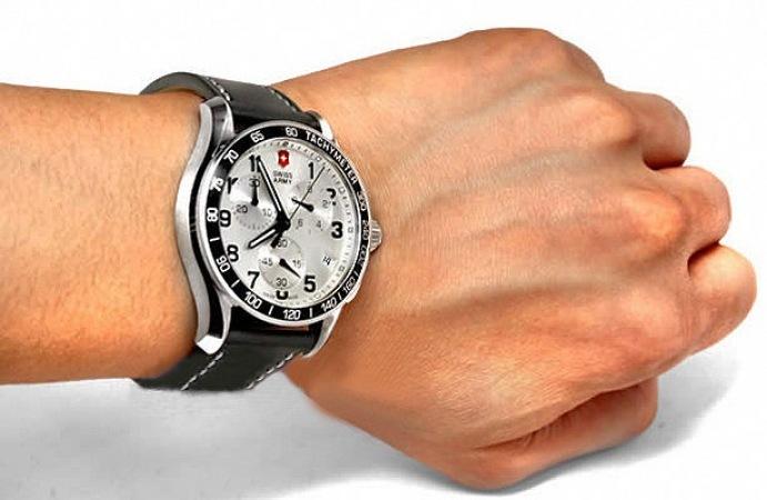 Часы ***VICTORINOX SWISS ARMY***. Швейцария!!! Оригинал!