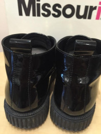 MISSURI  на девочку.