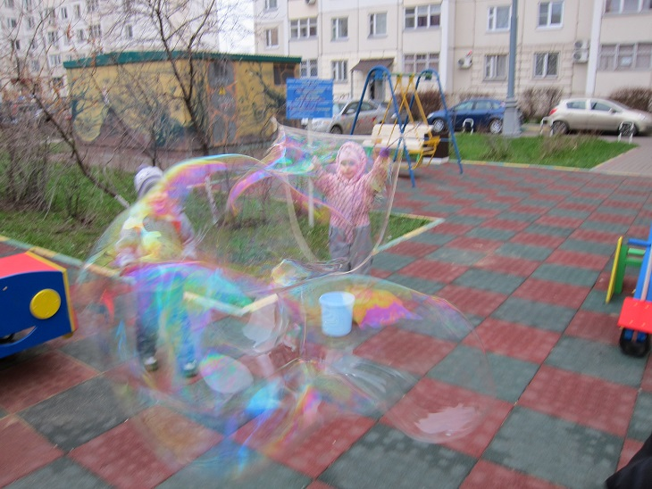 Шоу мыльных пузырей