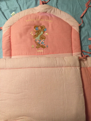 Бортик в кроватку