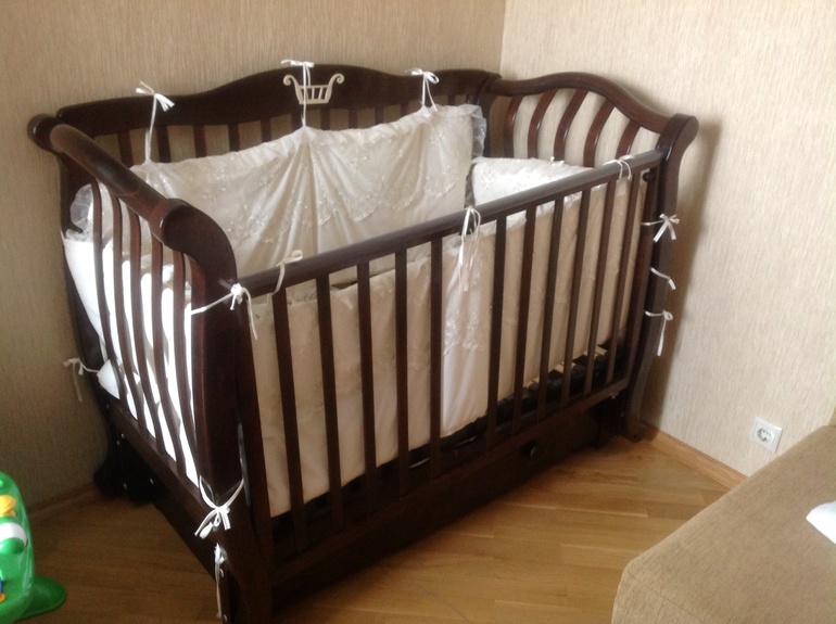 Продам кроватку Можга