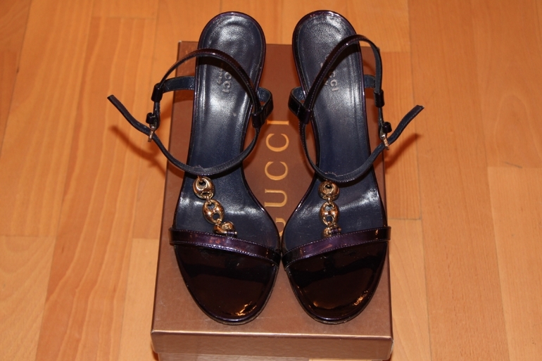 Добавила!!!Брендовые туфли Versace, Dior, Christian Louboutin, Miu Miu