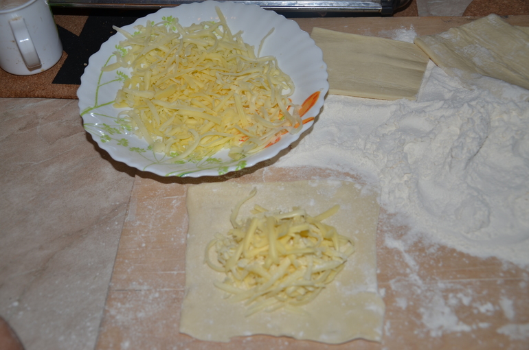 Конвертики с сыром:)