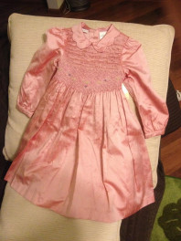 Новое шелковое платье Laura Ashley (3T, 3-4 года)