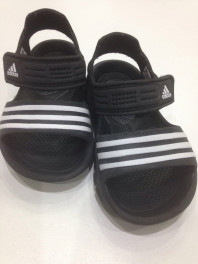 Пляжные сандалики Adidas 22р.