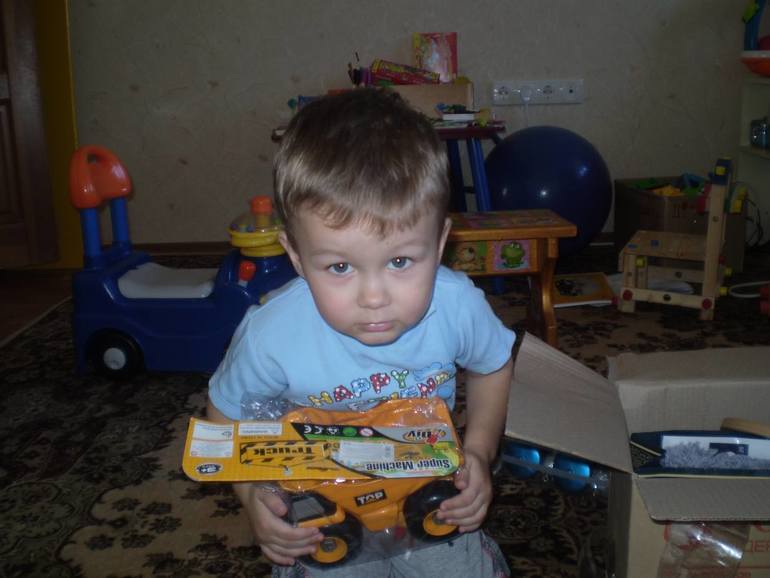 А  у  нас  опять  Новый  Год!!!!!!