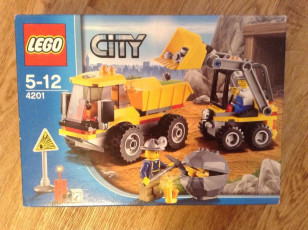 Новый lego City 4201 Погрузчик и самосвал