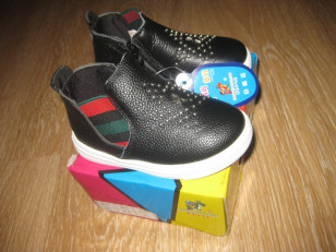 Слипоны кеды кожаные НОВЫЕ