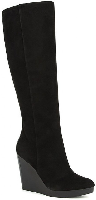 Продам сапоги новые CALVIN KLEIN