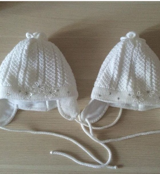 двойняшек шапочки