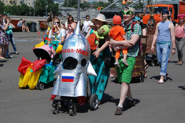 Парк Горького и Парад колясок 2014
