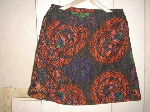 Desigual , р.М - джемпер и юбка по 900 р.