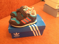 Кроссовки adidas в отличном состоянии 21 р-р