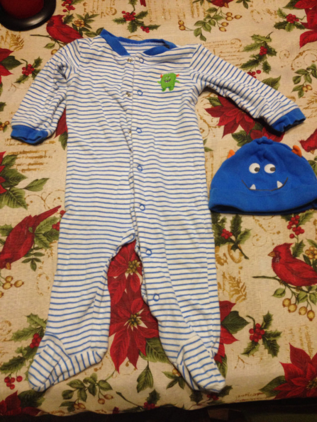 боди и шапочка carters 6m