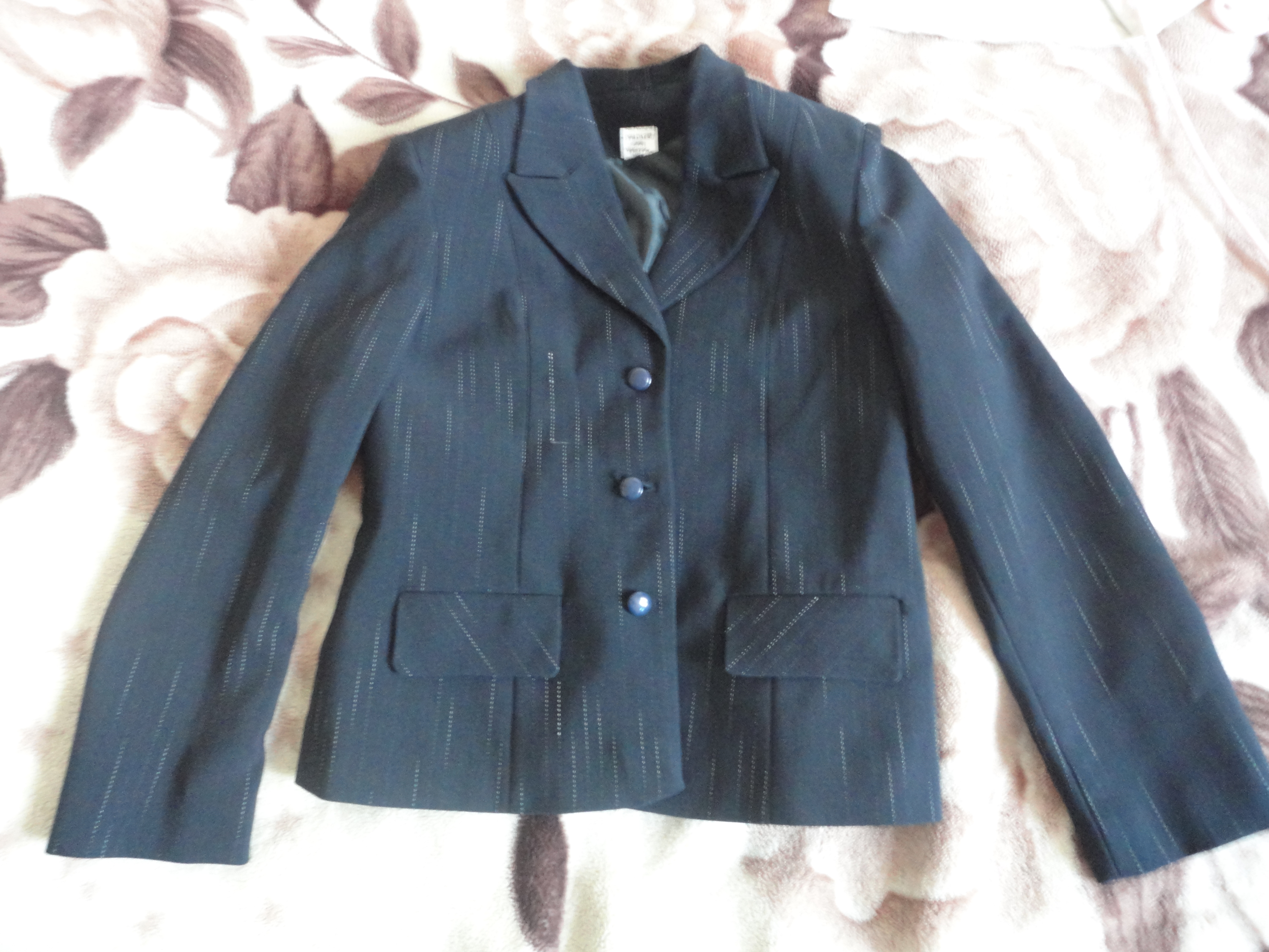 Продам костюм/школьную форму. Юбка+пиджак