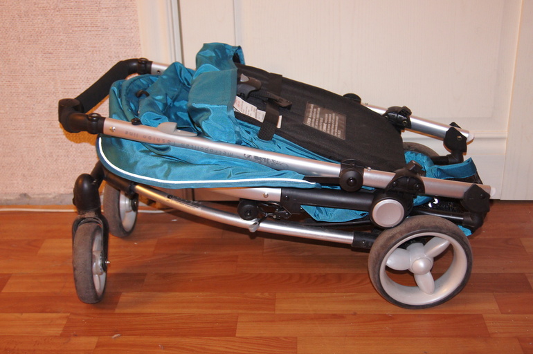 Коляска Baby Care New York - 3 000 руб.