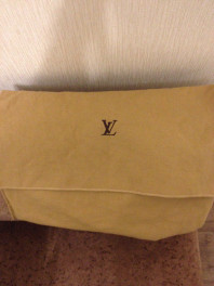 Сумка Loui Vuitton