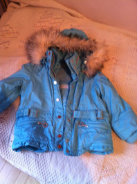 Продаю зимнюю куртку